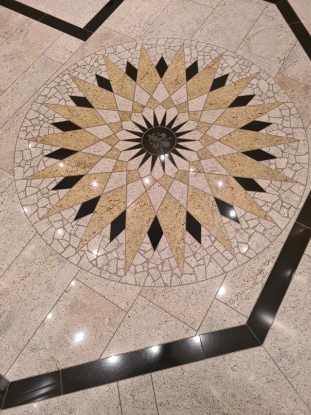 Fliesenmosaik nach Kundenwunsch Fliesenmosaik Ornament